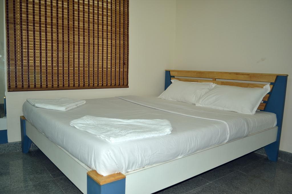 Metro Park Hotel Chennai Cameră foto