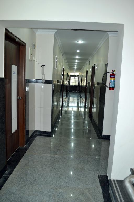 Metro Park Hotel Chennai Exterior foto
